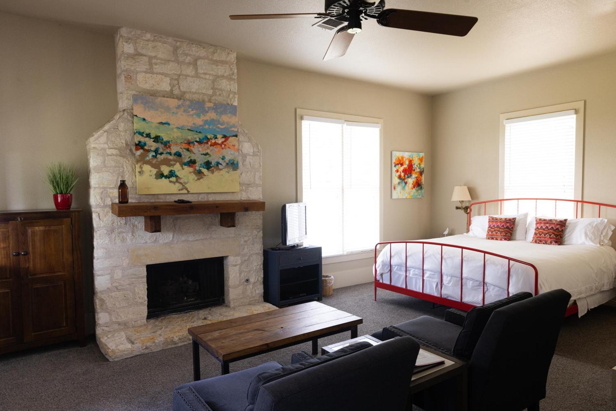 Sage Hill & Inn